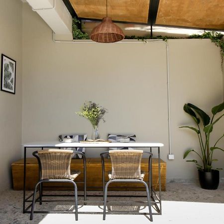Onos - 2 Bedroom 2 Bathroom Penthouse With Terrace In Old Town Kalamata Exterior photo